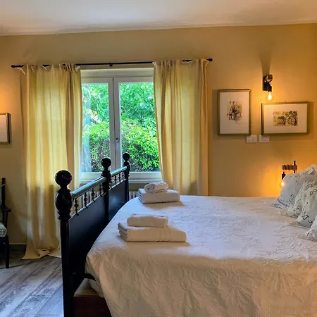 La Bolvedrina - Tranquil Garden 200mt To And Services Apartment