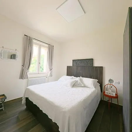 Appartement La Bolvedrina - - Garden & First Floor Tremezzo
