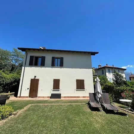 Villa La Bolvedrina - Garden And Lake View Apartments, Lake Como * Tremezzo