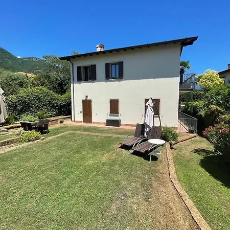 Villa La Bolvedrina - Garden And Lake View Apartments, Lake Como
